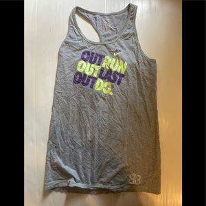 Nike tank small